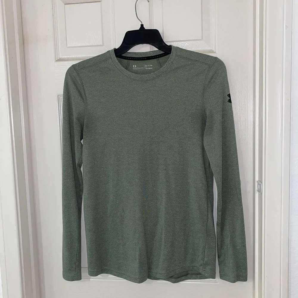 mens Under Armour shirt